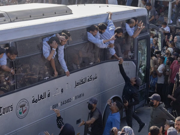 اسرائیل نے 60 فلسطینی قیدیوں کو رہا کردیا