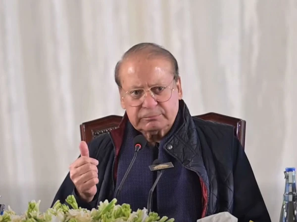 نواز شریف کی 90 شاہراہِ قائداعظم آمد، متعلقہ افسران سے اہم ملاقاتیں