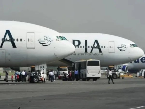پی آئی اے کے لیے بڑی خبر، ہیتھرو ایئرپورٹ پر 14 سلاٹس واپس مل گئے