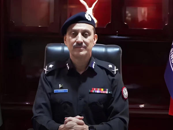 بیرون ملک بیٹھے بھتہ خوروں کی گرفتاری کے لیے کوششیں تیز کر دیں، ایڈیشنل آئی جی